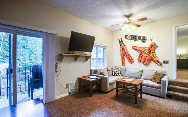 36sll - Convenient - Inexpensive - Kitchenette - Sleeps 6 1 Bedroom Condo