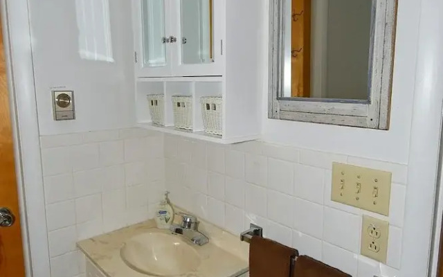 Serendipity - Large 5BR With a Hot Tub