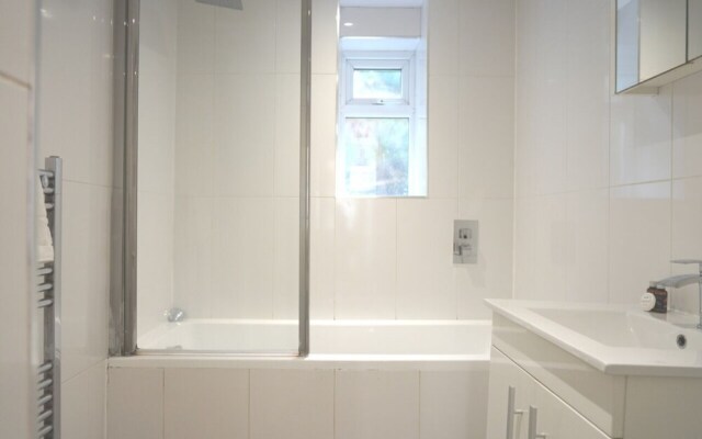 Camden Reach 3 Bedroom Apartment