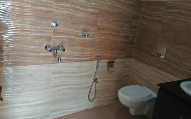 Black Beach Resort