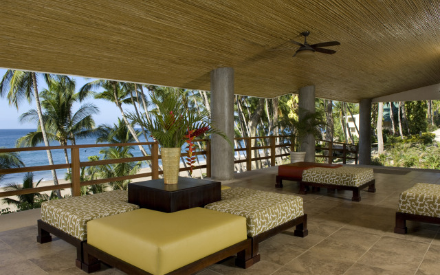 Tango Mar Beachfront Boutique Hotel & Villas