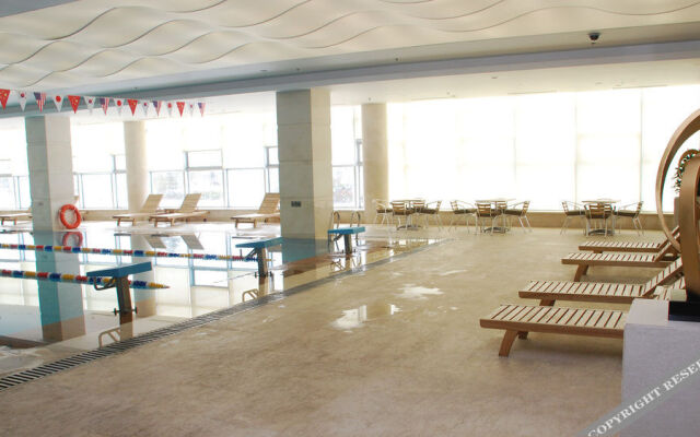 Qingdao  Parkview Holiday Hotel