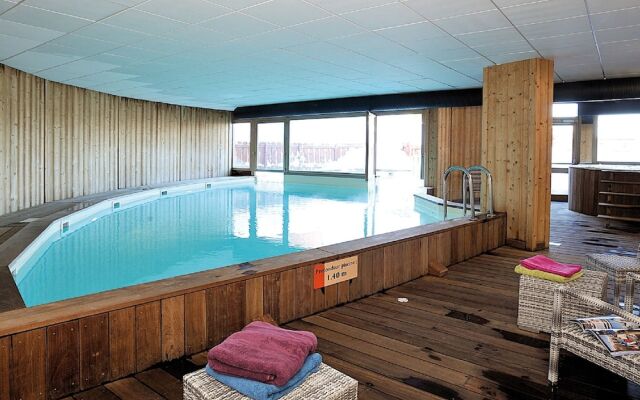 Modern apartment in the child-friendly ski village Arc 1600