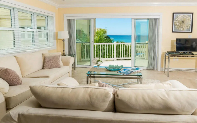The Hamilton Beach Villas & Spa