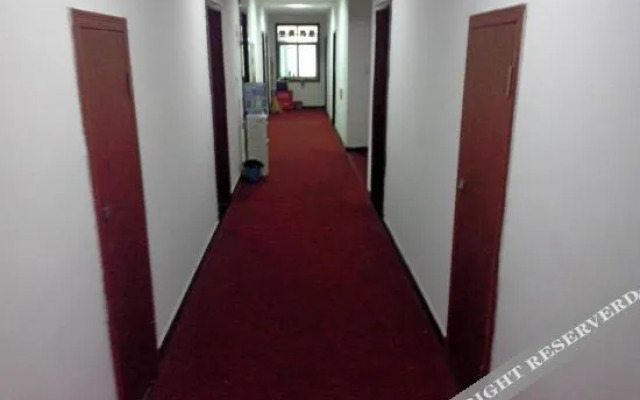 OYO Yiyang Tianhe Hotel