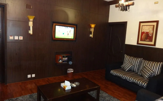 La Fontaine Safd Suites