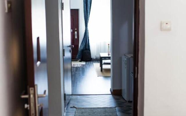 Paula Apartment & Rooms