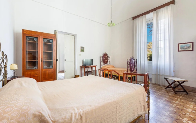 3728 Villa Donna Linda by Barbarhouse