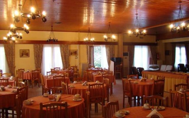 Apollon Hotel
