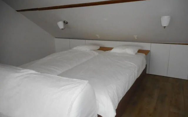 Bed and Massage So Kind