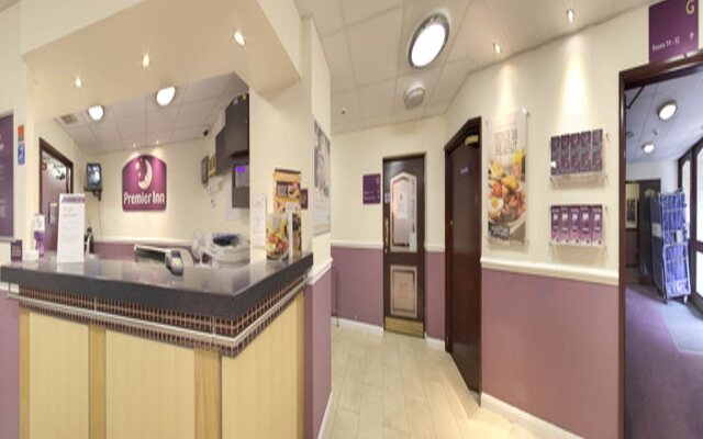 Premier Inn Stroud