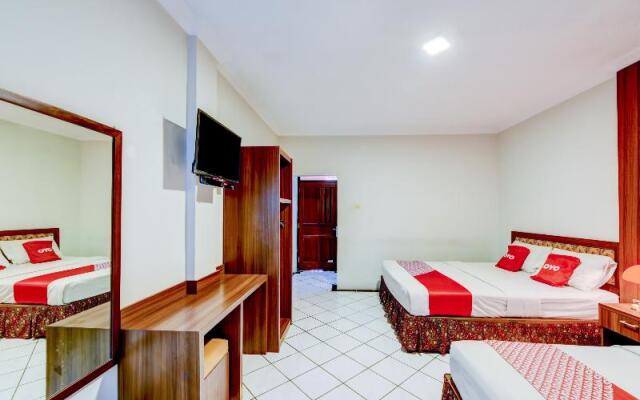 OYO 90385 Hotel Cadaka