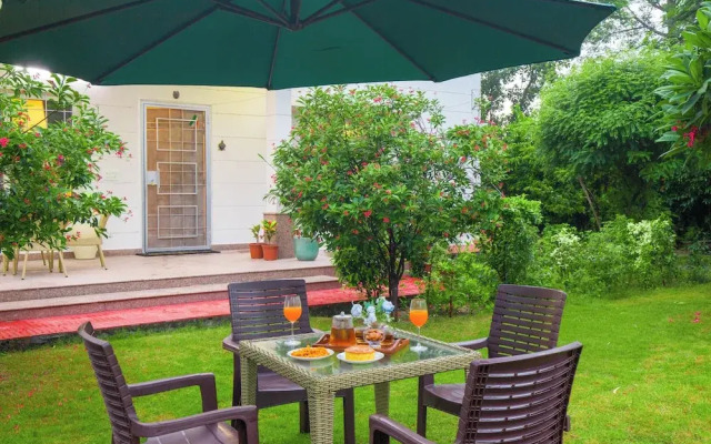 Alaya Stays 3 BHK with Pvt Pool-Daffodil