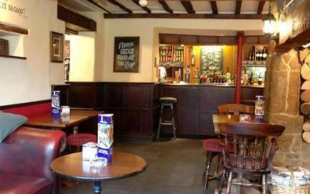 Red Lion Hotel Adderbury by Greene King Inns