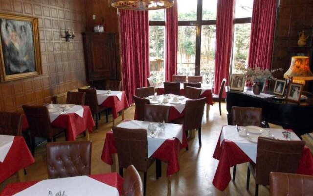 Dillons Hotel - B&B