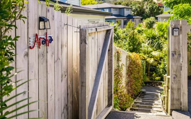 The Perfect Spacious 2BR Getaway-Netflix