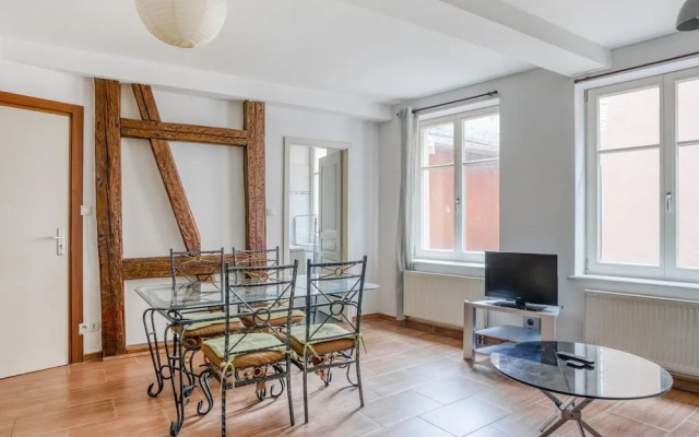 Sober Holiday Home in Selestat Near Humanist Library