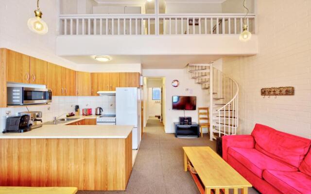 Snow Ski Apartments 16