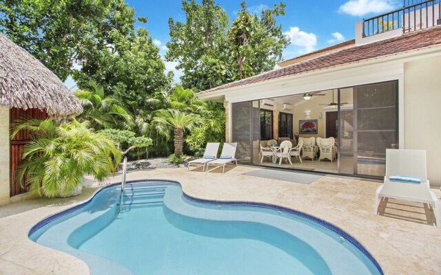 4-BR Pool Villa - Garden & Beach Access