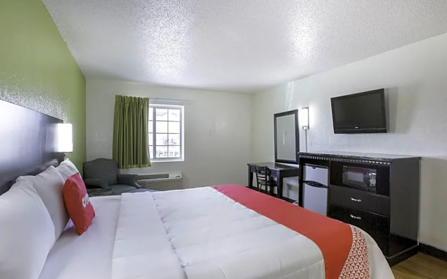 Travelodge by Wyndham LaFayette