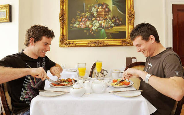 The Blarney Stone Guesthouse