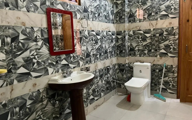Hotel Anupam