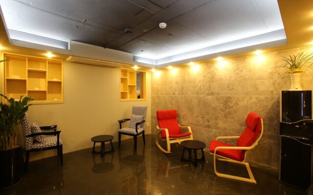 Hotel Cello Guri