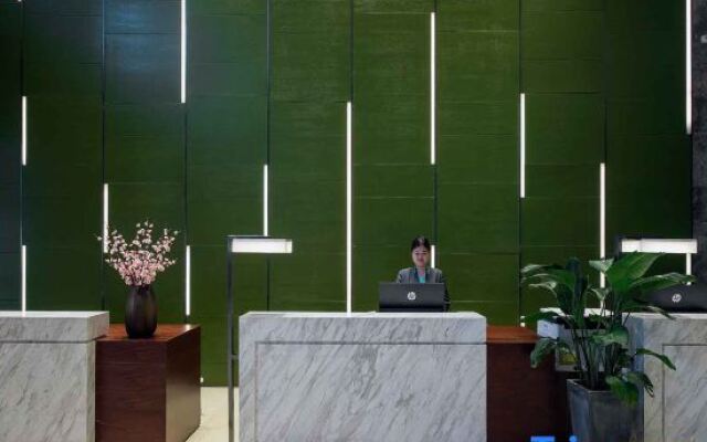 Wassim R Hotel