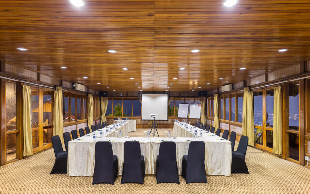 Jambuluwuk  Convention Hall & Resort Batu