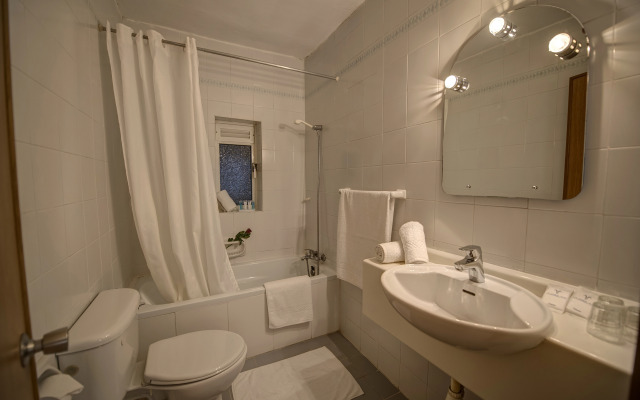Sliema Chalet Hotel