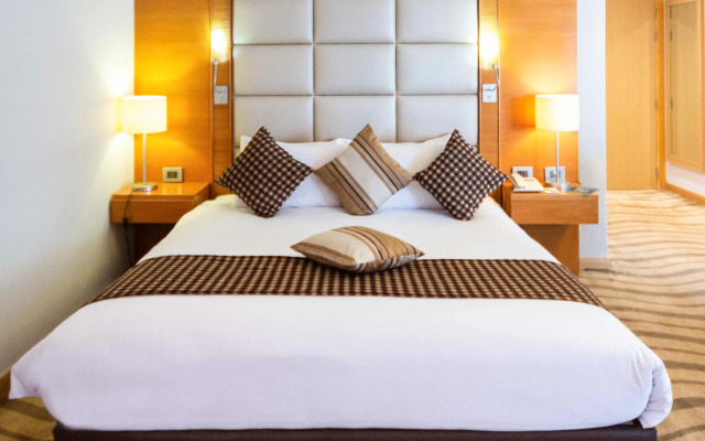 Mercure Ismailia Forsan Island Hotel