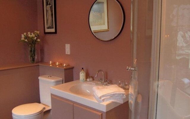 The Oakhill Inn