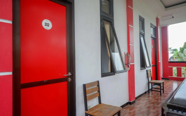 OYO 2718 Backpacker's Homestay Jlegong