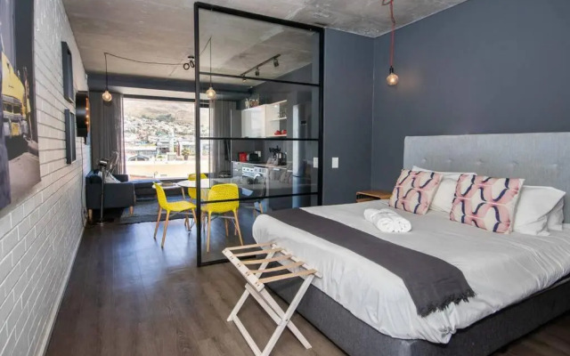 502 Wex1 Gorgeous Funky Apartment