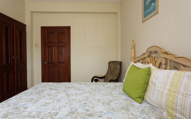 New Kingston Guest Apartment at Inglaterra I