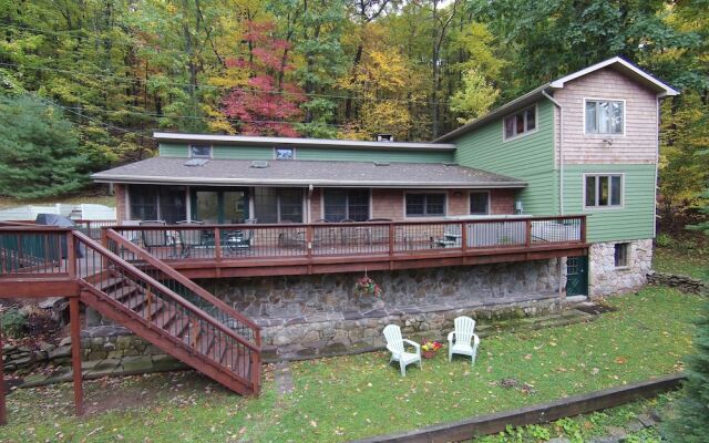 Oakleaf Lodge 5 Bedroom House