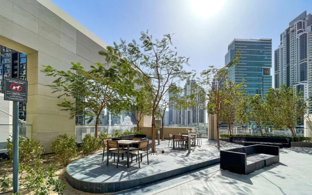 bnbme | Boulevard Heights | 3 + Maids
