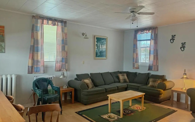 Waterside Apts.