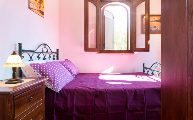 Lovely Stone Villa with Pool