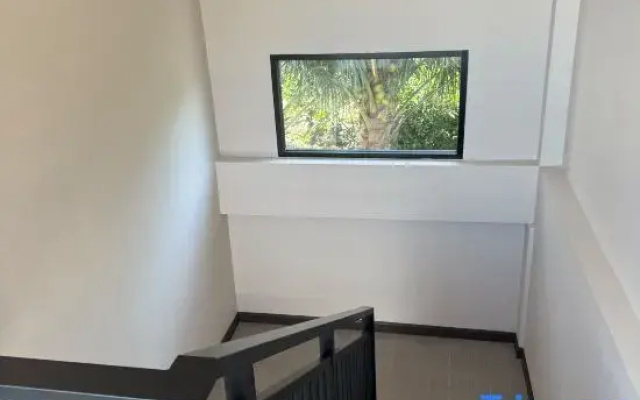 Siri Residence