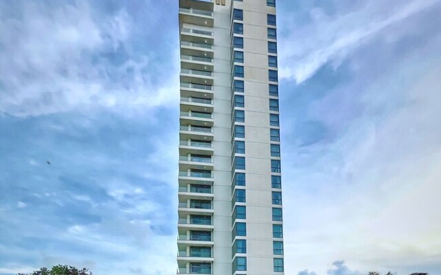 Mullet Bay Suites: Your Luxury Stay Awaits