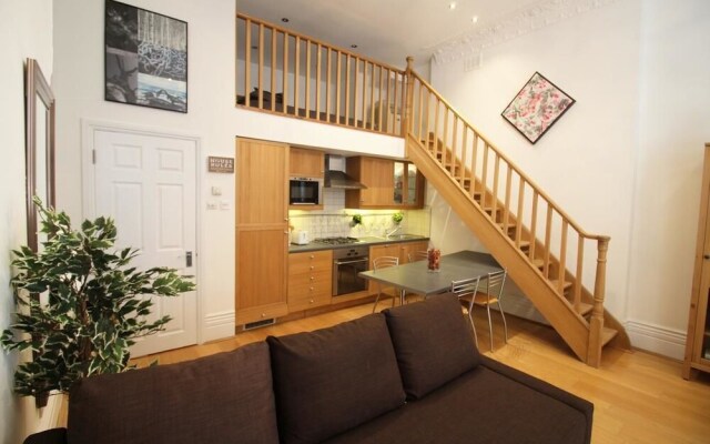 Kensington Mezzanine Apartment