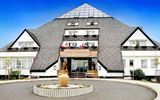 Garni Hotel Pyramida