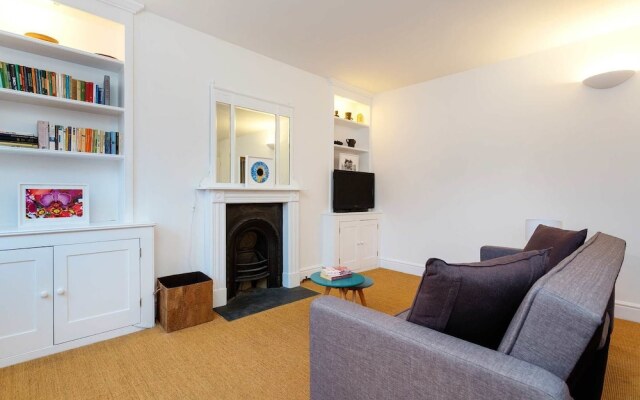 London Bridge Hideaway
