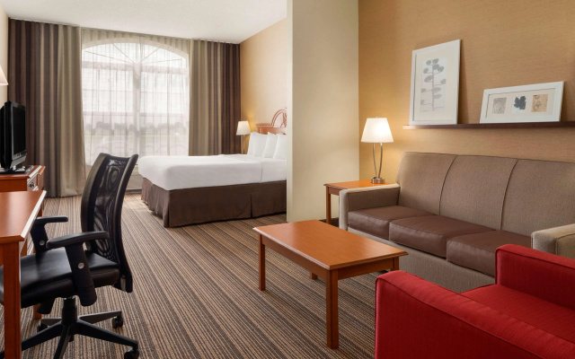 Country Inn & Suites by Radisson, Findlay, OH