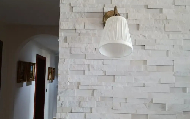 Remarkable 2-bed Apartment in Dubai