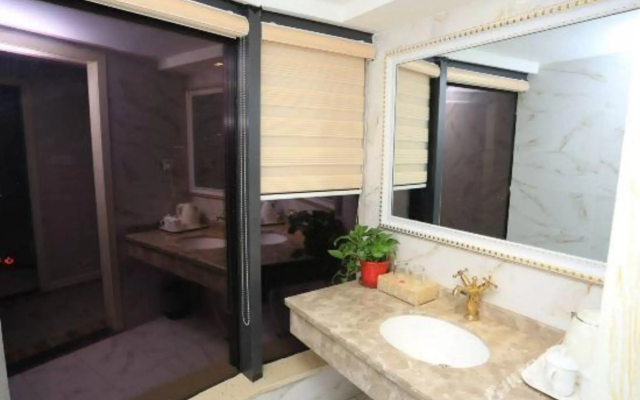 Shiji Boutique Hotel