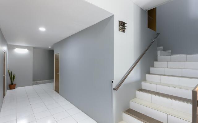 OYO 3130 D'Valley View