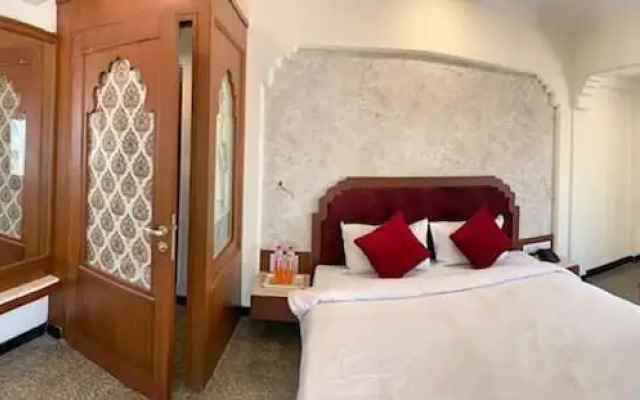 Purohit Holiday Resort