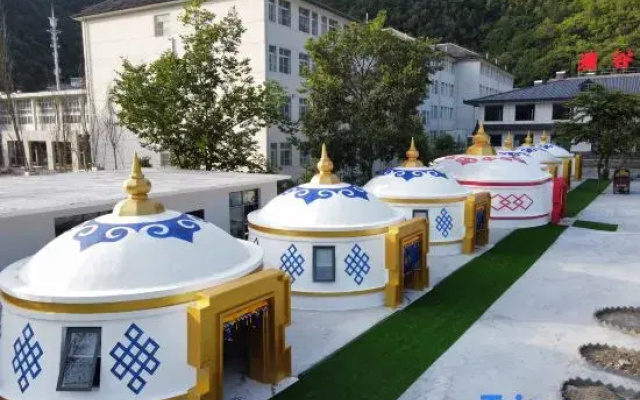 Shennongjia Mangu Homestay